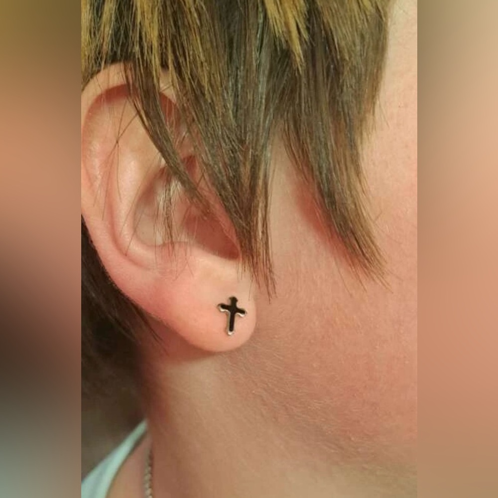 18g Mens Cross Stainless Steel Stud Earrings NWT